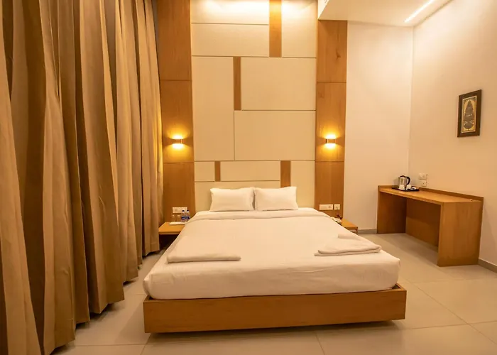 Rathna Residency - Near Us Consulate